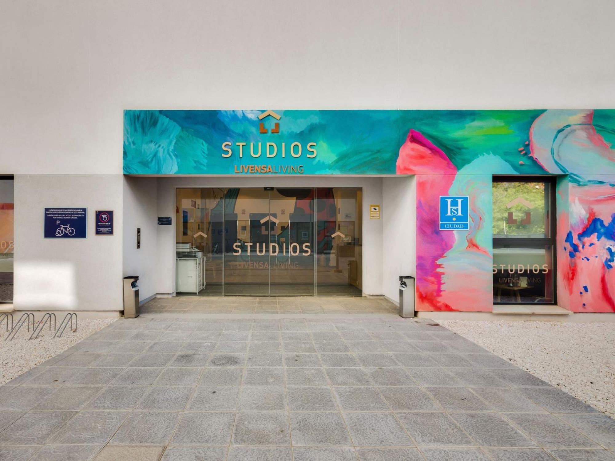 Livensa Living Studios Malaga Feria Exterior foto